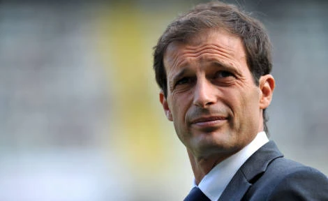 HLV Allegri ở lại sân San Siro đến năm 2014