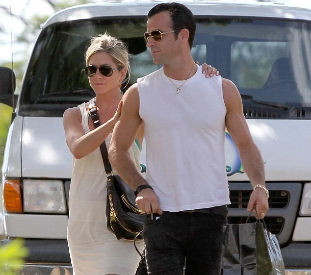 Jennifer Aniston và Justin Theroux muốn kết hôn, có con