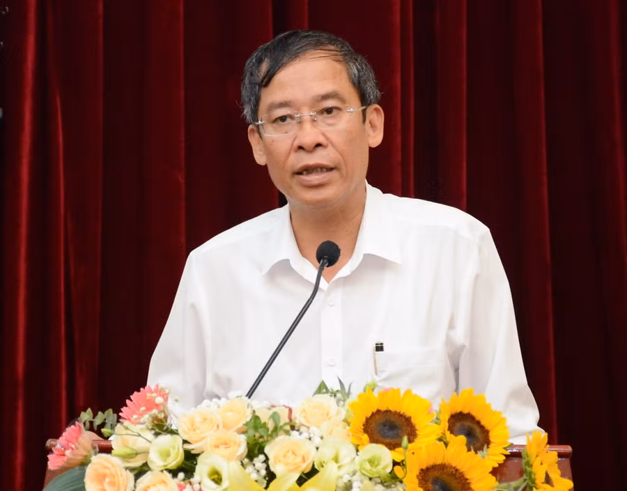 Ông Vũ Minh Đức – Cục trưởng Cục Nhà giáo và Cán bộ quản lý giáo dục trao đổi tại tọa đàm.