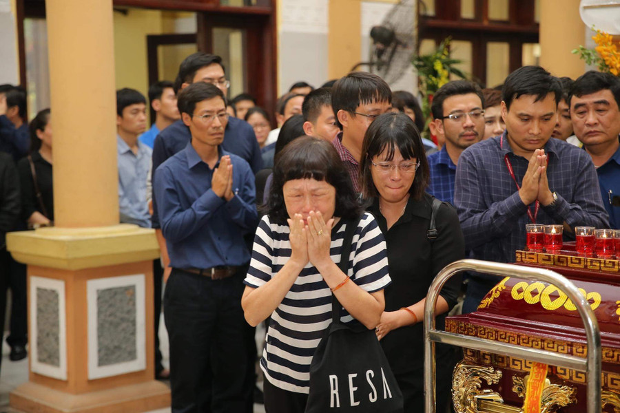 Nỗi đau này lớn quá