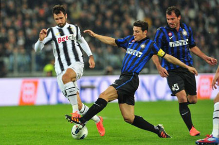 Inter Milan vẫn chưa thoát khỏi cuộc khủng hoảng Inter Milan vẫn chưa thoát khỏi cuộc khủng hoảng