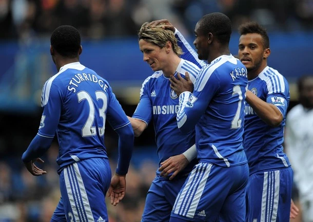 Torres &quot;nổ súng&quot;, Chelsea thẳng tiến vào bán kết FA Cup