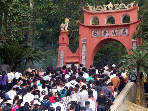 Tháng Ba - Hành hương về vùng đất Tổ
