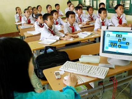 Năm 2016: trang bị 2 triệu máy tính nối mạng cho HSSV