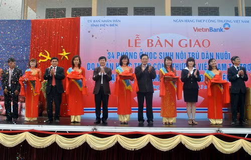 Không để học sinh Mường Nhé thiếu thốn mà bỏ học