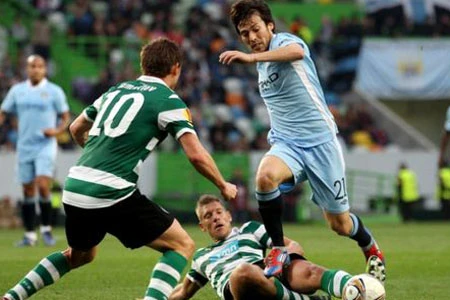 Gục ngã trước Sporting Lisbon, Man City mất luôn đội trưởng Kompany