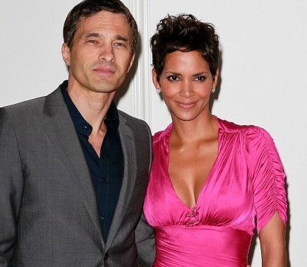 Olivier Martinez xác nhận đính hôn với Halle Berry