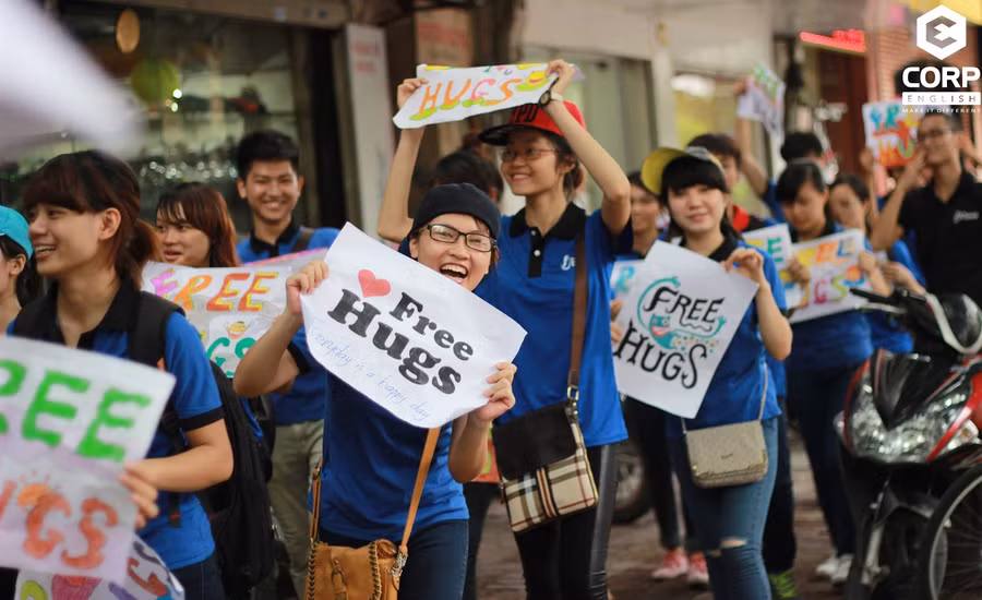 Tiếng Anh trải nghiệm tại Ecorp - Câu lạc bộ dẫn tua cho người nước ngoài ETC