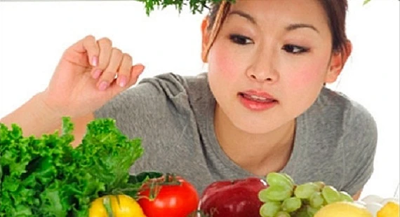 Cách hay để tránh ngộ độc thực phẩm ngày Tết