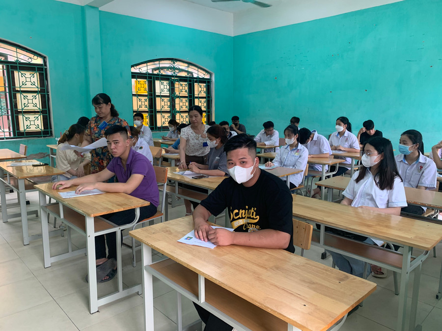Thí sinh Hà Nam tự tin quyết tâm làm bài thi với kết quả tốt nhất. Thí sinh Hà Nam tự tin quyết tâm làm bài thi với kết quả tốt nhất.