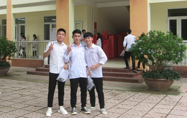 Khẳng định quyết tâm làm bài thi tốt nhất. Khẳng định quyết tâm làm bài thi tốt nhất.