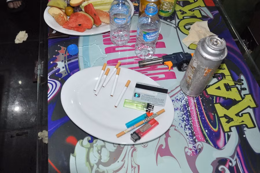 Có 43/48 nam nữ được xác định có kết quả dương tính với ma túy. Ảnh: Công an Hải Dương.