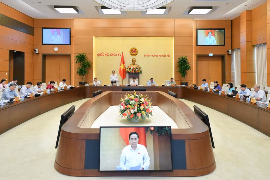 Toàn cảnh phiên họp. Ảnh: Quochoi.vn