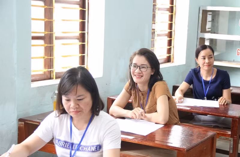 Công tác chấm thi được diễn ra nghiêm túc, đúng quy chế. Ảnh minh hoạ - chụp thời điểm chưa có dịch Covid-19.