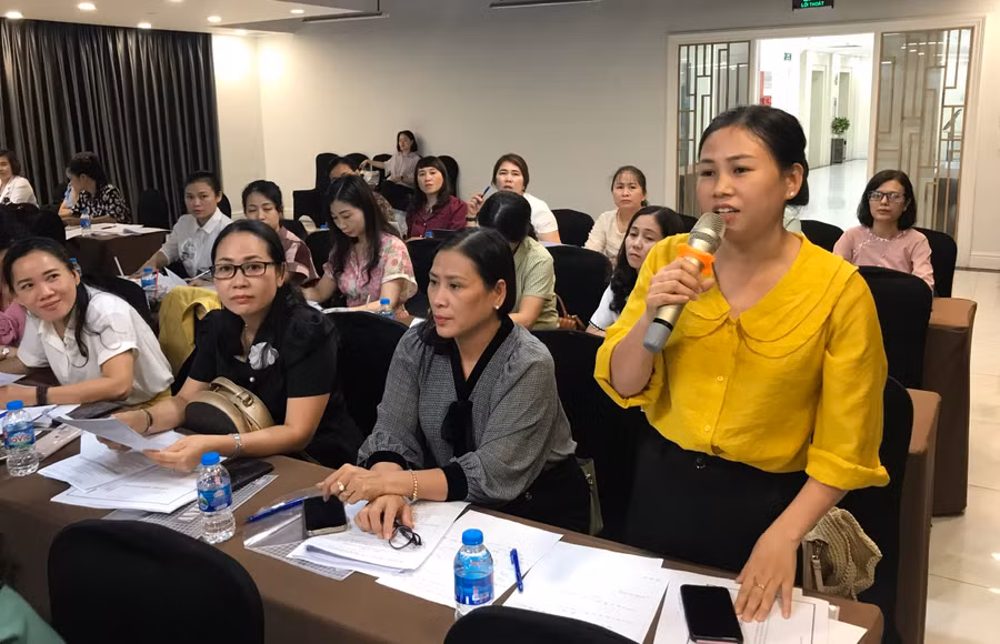 Tham luận của đại biểu về quy trình thực hiện thí điểm Chương trình GDMN mới.