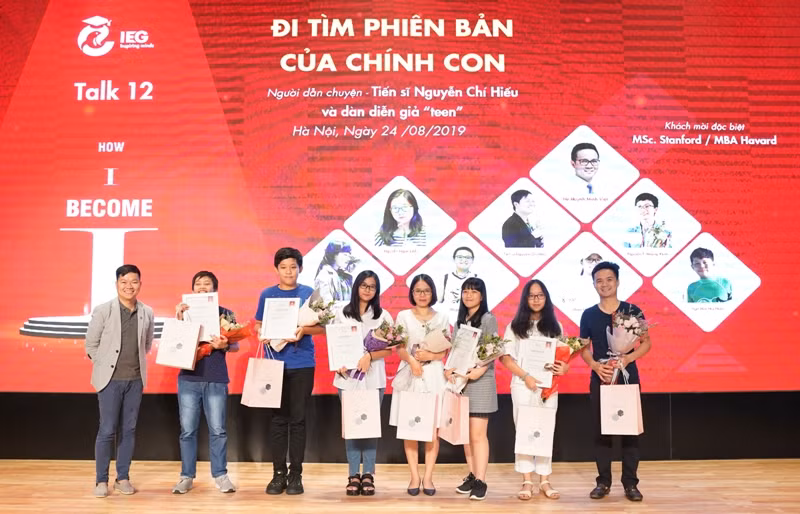 Sân khấu Tọa đàm IEG Talk 12