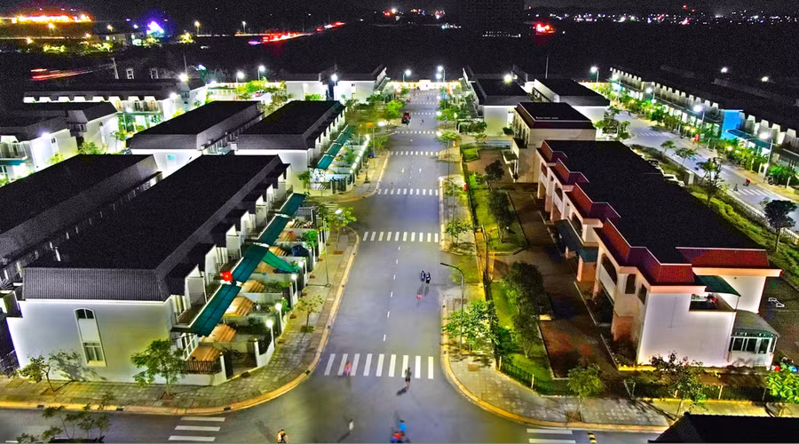 Khu nhà ở và làm việc của cán bộ, nhân viên, người lao động