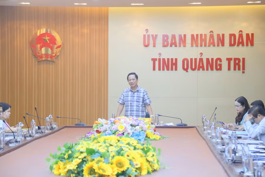 Ông Hoàng Nam, Phó Chủ tịch UBND tỉnh, trưởng Ban chỉ đạo kỳ thi tốt nghiệp THPT tỉnh Quảng Trị lưu ý các nội dung liên quan đến kỳ thi.