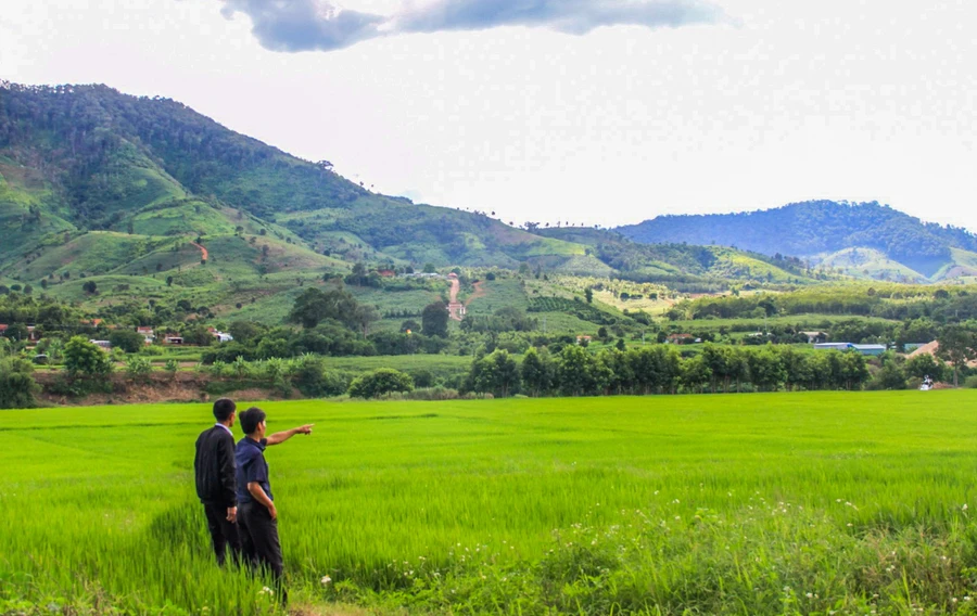 Đời sống của người dân huyện Kon Rẫy ngày càng được nâng cao nhờ các chính sách hỗ trợ.