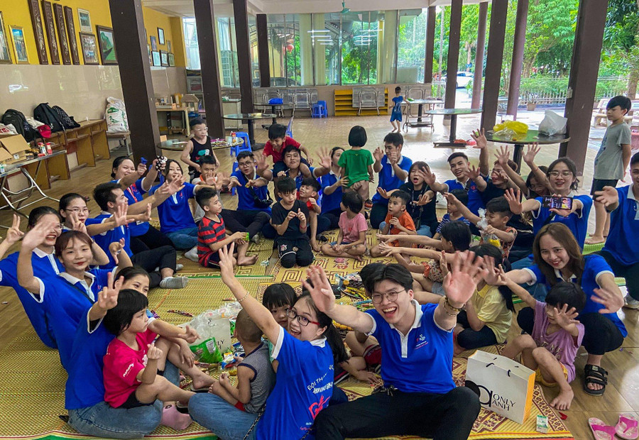 Tham gia nhiệt tình các phong trào tình nguyện để tăng cường kỹ năng sống