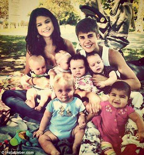 Justin Bieber và Selena Gomez mong muốn thành "Brangelina 2.0" ảnh 1 Justin Bieber và Selena Gomez đặt ra với sáu trẻ sơ sinh cho chân dung gia đình giả