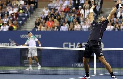 Djokovic, Federer thẳng tiến vào vòng 3 giải Mỹ Mở rộng