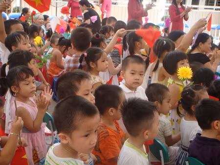 Hân hoan trong ngày khai trường