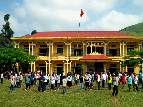Trường có trên 90% học sinh dân tộc thiểu số