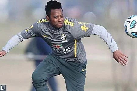 Robinho rời ĐT Brazil bởi chấn thương