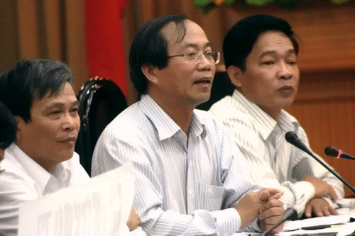 Đoàn công tác của tỉnh Quảng Nam do ông Trần Minh Cả (giữa) làm trưởng đoàn tại buổi làm việc với Bộ GD-ĐT. Ảnh, gdtd.vn Đoàn công tác của tỉnh Quảng Nam do ông Trần Minh Cả (giữa) làm trưởng đoàn tại buổi làm việc với Bộ GD-ĐT. Ảnh, gdtd.vn