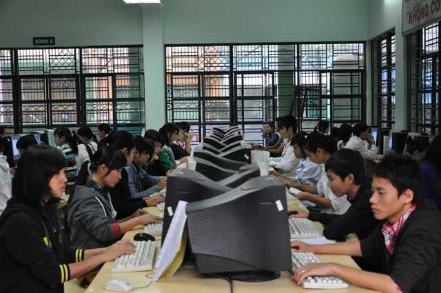 Với việc đầu tư xây dựng Mạng đô thị thành phố Đà Nẵng thì năng lực hạ tầng CNTT sẽ tạo môi trường thuận lợi trong việc cung cấp các dịch vụ công và trao đổi thông tin giữa các chủ thể như GV, HS và phụ huynh