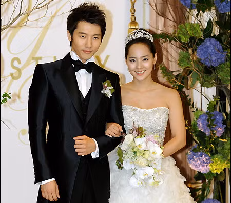 Xếp thứ hai là cặp Ki Tae Young và Yoo Jin 