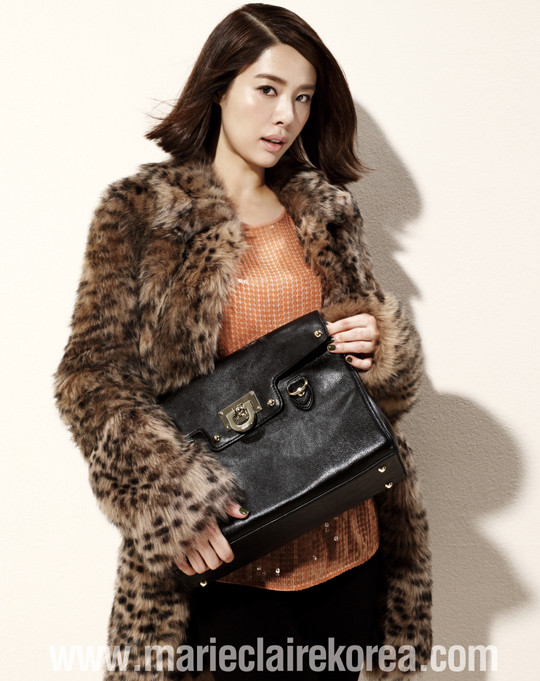 Kim Hyun Joo – quý cô sang trọng trên Marie Claire ảnh 1