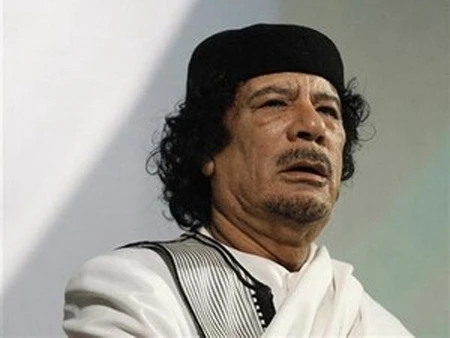 INTERPOL ra cáo thị Đỏ đối với ông Gaddafi và con trai