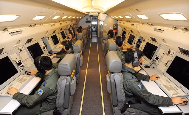 Hàn Quốc tiết lộ chiến đấu cơ "Con mắt hòa bình"