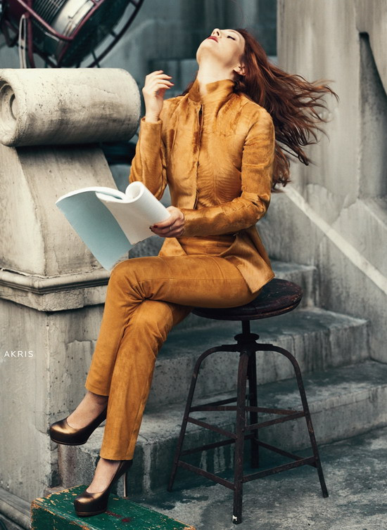 Drew Barrymore đẹp và ấn tượng với thời trang Thu/Đông 2011 ảnh 2