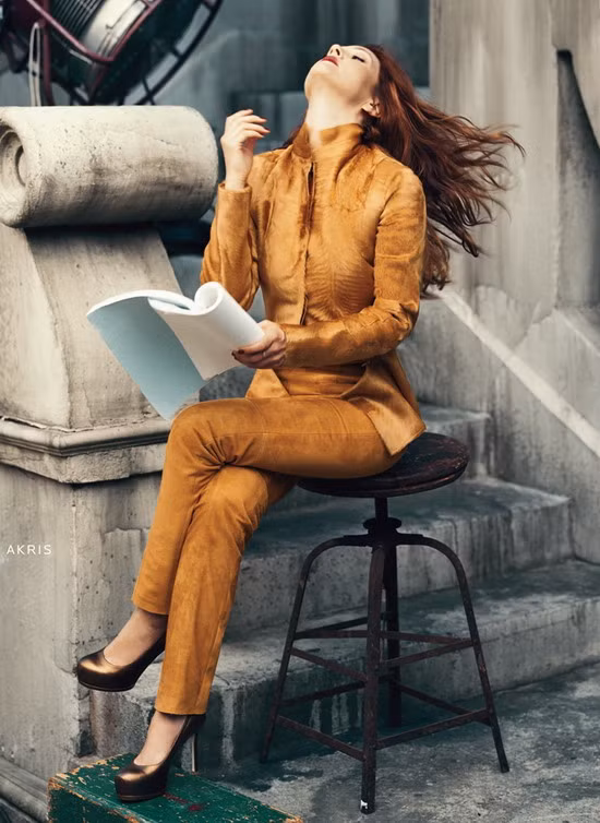 Drew Barrymore đẹp và ấn tượng với thời trang Thu/Đông 2011 ảnh 2