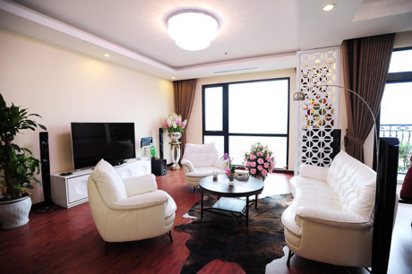 Bên trong căn hộ xa hoa của gia đình Á hậu Huyền My - Ảnh 1 Ben trong can ho xa hoa cua gia dinh A hau Huyen My - Anh 1