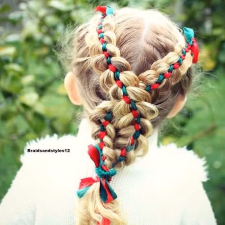 Nhung kieu toc cuc dang yeu cho be mua Giang sinh - Anh 2