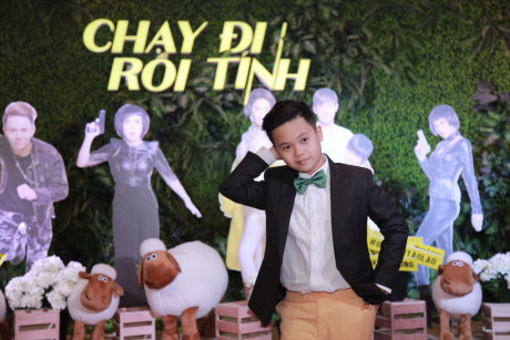Hứa Vỹ Văn suốt 24 ngày chỉ mặc…một bộ quần áo! - Ảnh 12 Hua Vy Van suot 24 ngay chi mac…mot bo quan ao! - Anh 12