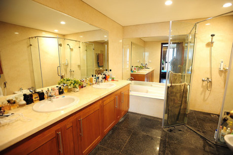 Bên trong căn hộ xa hoa của gia đình Á hậu Huyền My - Ảnh 8 Ben trong can ho xa hoa cua gia dinh A hau Huyen My - Anh 8
