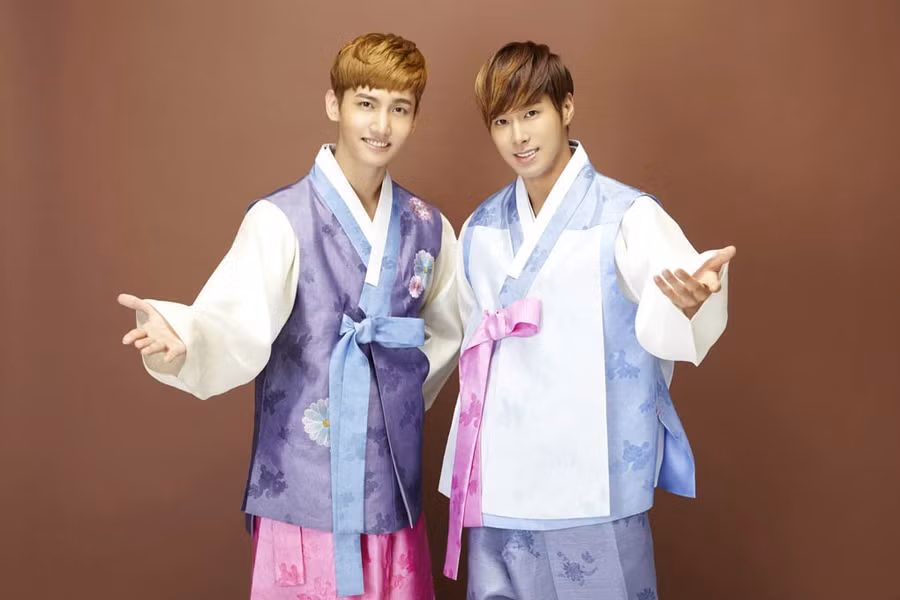 Ngắm sao Hàn mặc Hanbok đón tết Trung thu ảnh 4