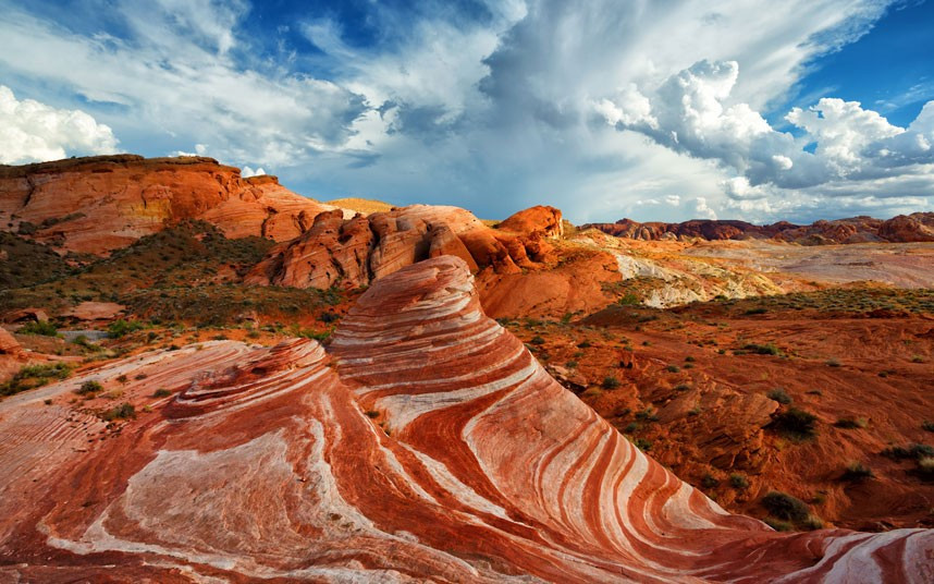 The Fire Wave sandstone formation in the Valley of Fire State Park, in Nevada, with its swirls and stripes in shades of red, pink, brown and cream, looks like a mountain range covered in rashers of uncooked bacon. Photographer Eddie Lluisma snapped the rock formation, which is about 40 feet long and located 50 miles north of Las Vegas.