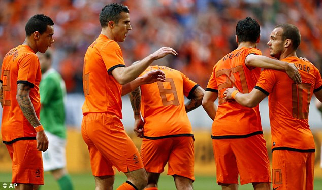 Van Persie nổ súng, Hà Lan nhẹ nhàng đánh bại Thổ Nhĩ Kì ảnh 1 Hà Lan đã có chiến thắng thuyết phục trước Thổ Nhĩ Kỳ