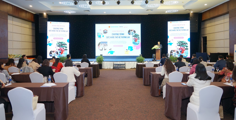 Toàn cảnh hội nghị.