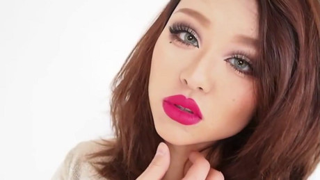 Học cách make up kiểu Tây cho cô nàng không chân mày, mí mắt nông - Ảnh 16 Hoc cach make up kieu Tay cho co nang khong chan may, mi mat nong - Anh 16