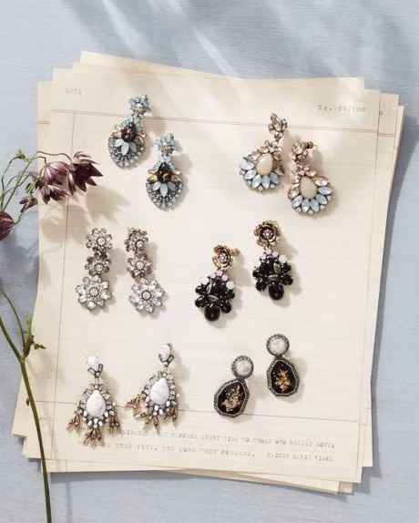 5 mon phu kien hay ho diem xuyet cho nhung trang phuc tang lop trong mua lanh - Anh 17