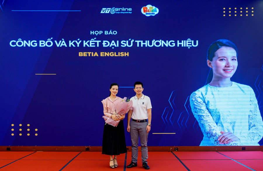Bà Nguyễn Minh Trang chính thức trở thành đại sứ thương hiệu của Betia English. Bà Nguyễn Minh Trang chính thức trở thành đại sứ thương hiệu của Betia English.