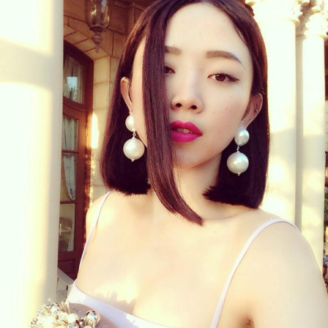 Cac sao nu co guong mat dep ruc ro hop voi moi kieu toc - Anh 7