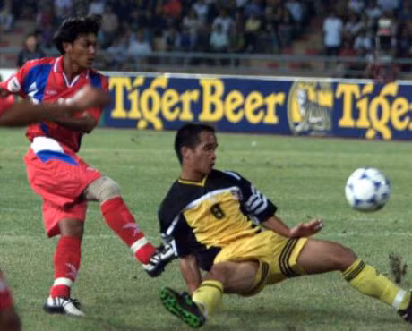 10 khoanh khac xau xi trong lich su AFF Cup - Anh 6